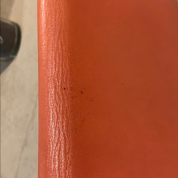 CHANEL Bi Fold Leather Wallet - Picture 5 of 14